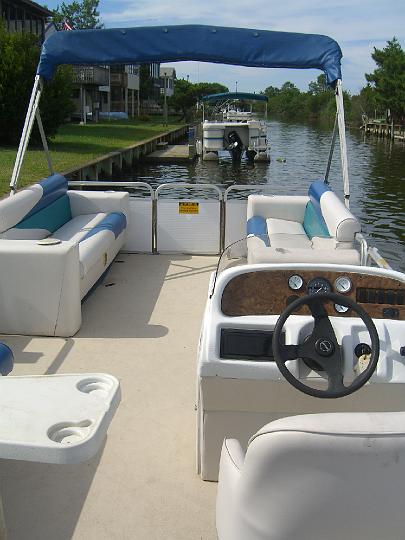 Pontoon Boat July 2007 005.JPG